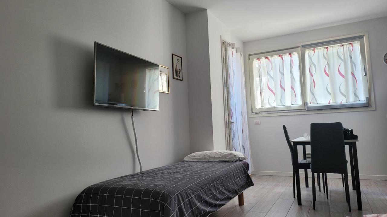 Apartamento Le Rondini Barlassina Exterior foto