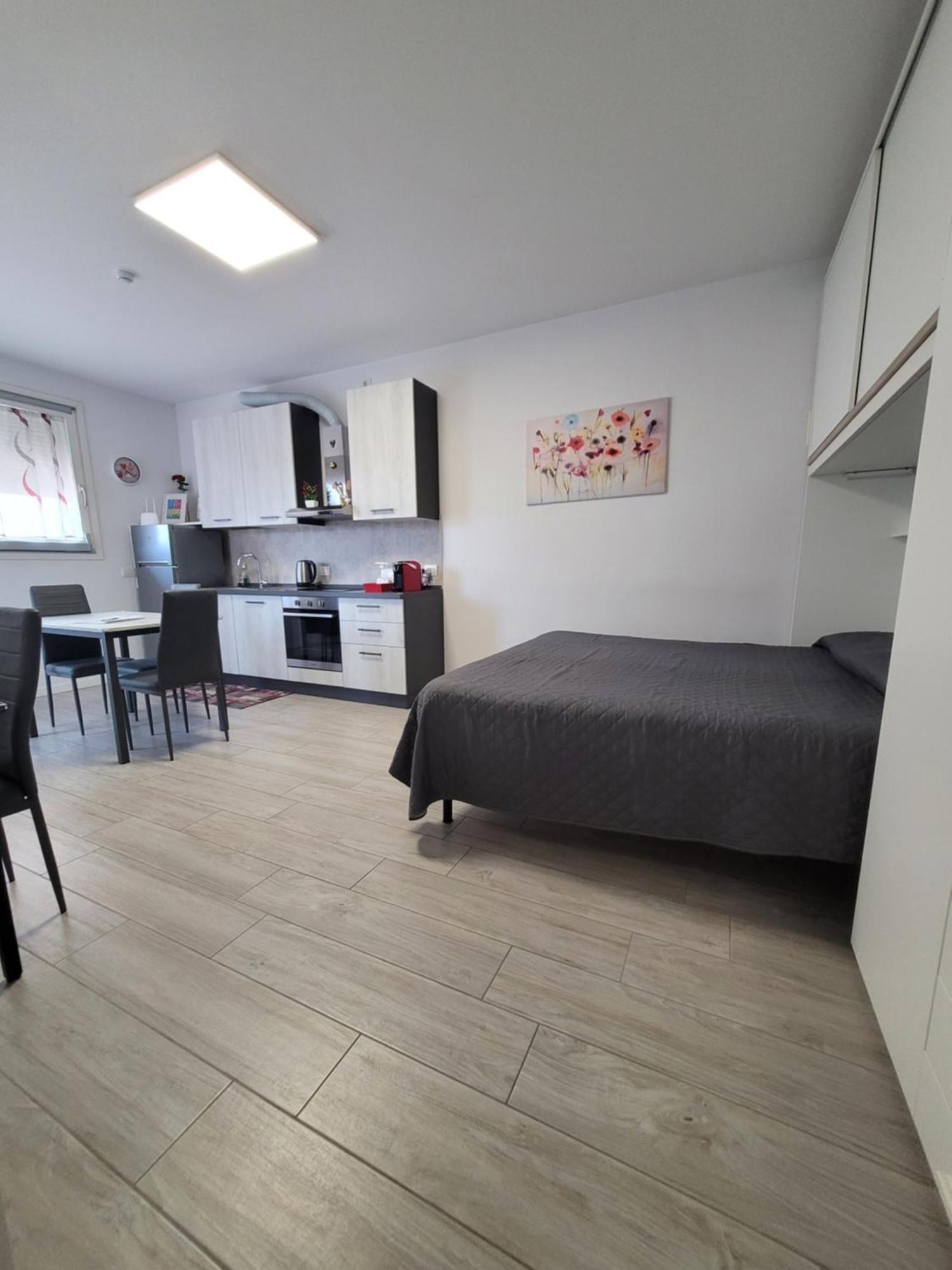 Apartamento Le Rondini Barlassina Exterior foto